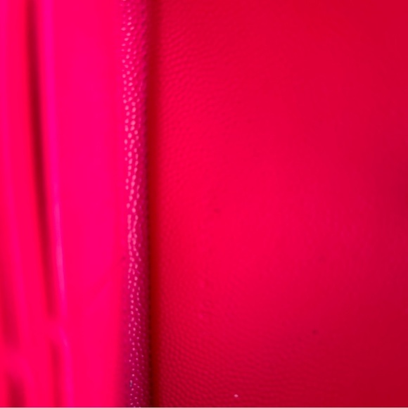 Saint Laurent Matelasse Grain de
Poudre Monogram Zip Around - Picture 15 of 16